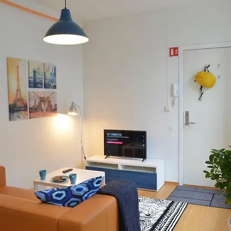 Vibrant And Lively Central Location. Mb301 Μπέργκεν